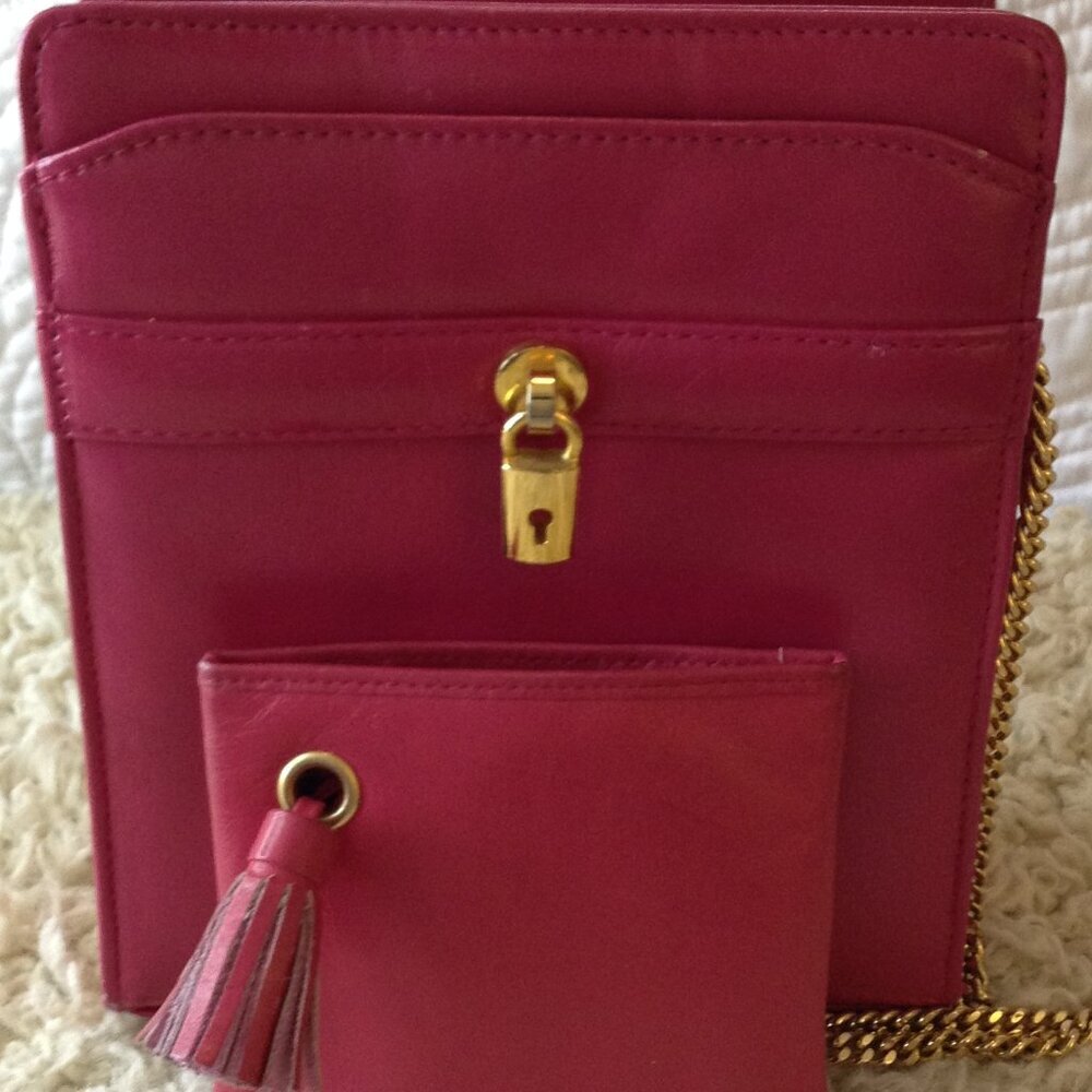 VTG Woodward & Lothrop Magenta Leather purse/Compact; Quality Classically Chic - Picture 5 of 7
